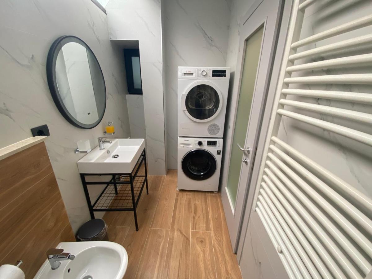 Vila-amo, Suites&rooms In Center Tirana